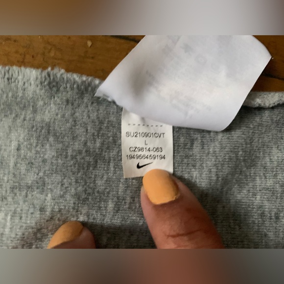 Women’s Nike Logo Tank Top - Picture 12 of 13